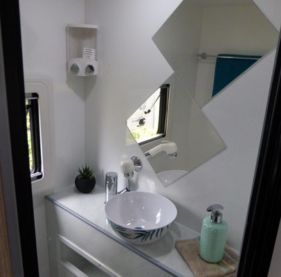 Ozcape Slide-On camper Woondabaa bathroom vanity