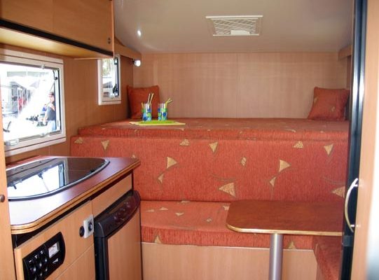 Ozcape Slide-On camper Prima25 interior view