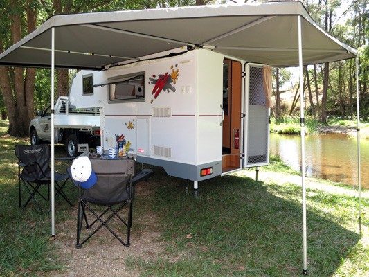 Ozcape Campers Slide-On with large wing awning