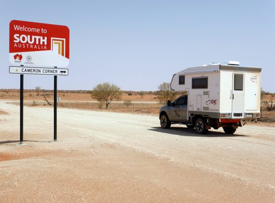 Ozcape Slide-On motorhome Woondabaa crossing the border to South Australia
